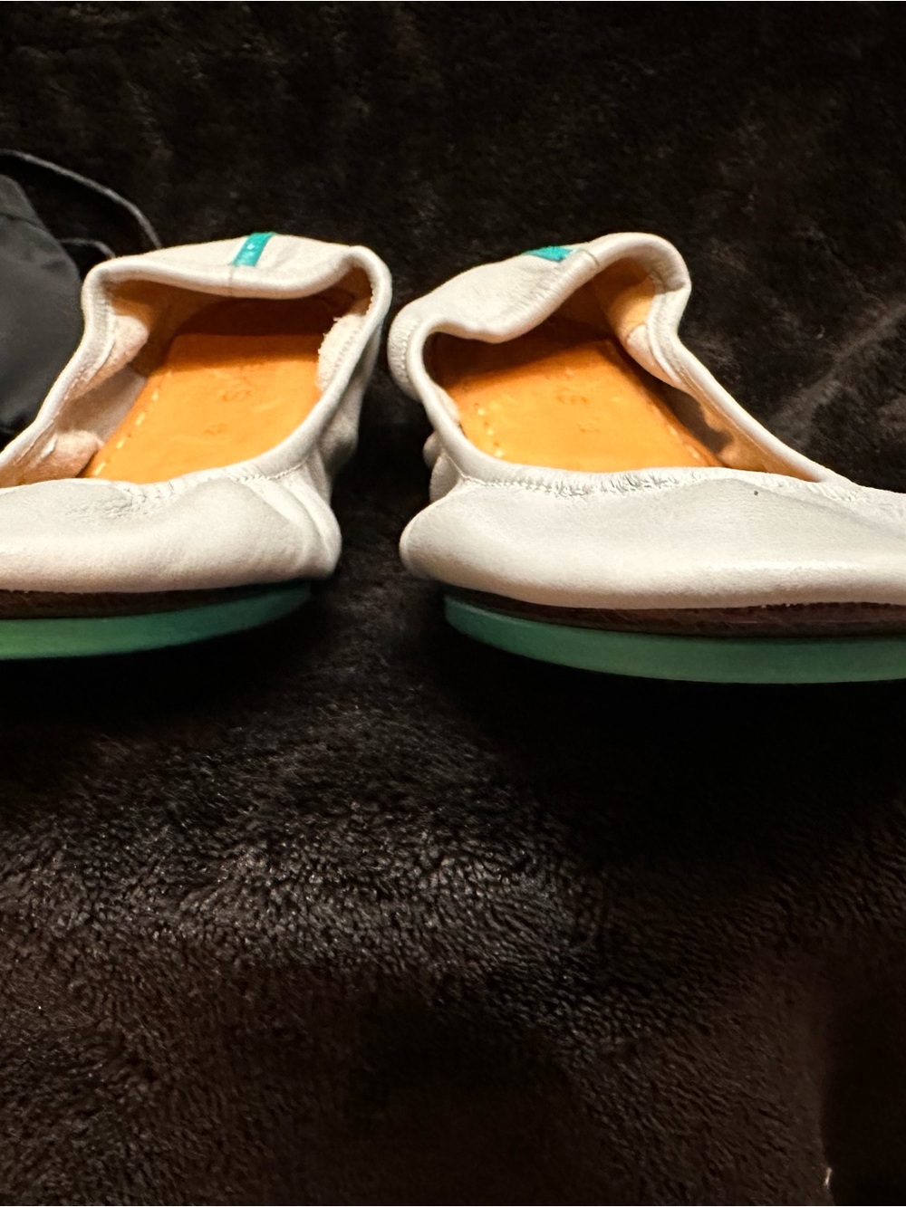 Tieks Women's Light Gray Leather Ballet Flats with Teal Accent - Picture 6 of 8
